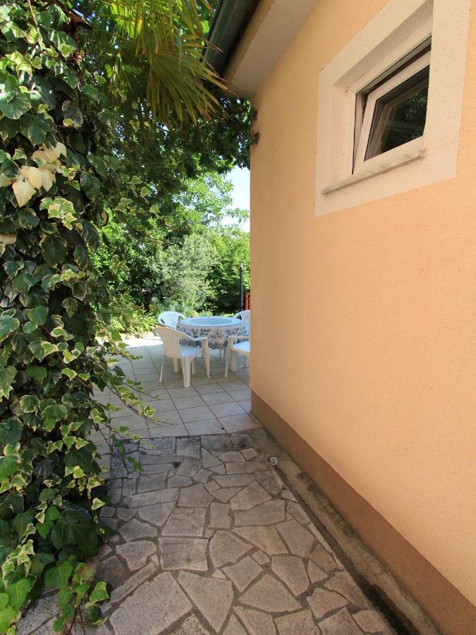 Apartments Ani Crikvenica Bagian luar foto