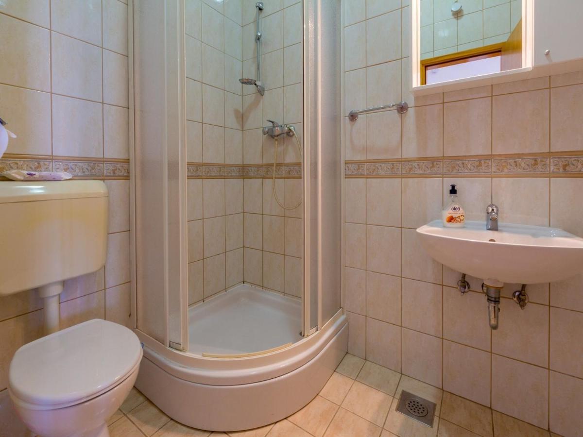 Apartments Ani Crikvenica Bagian luar foto