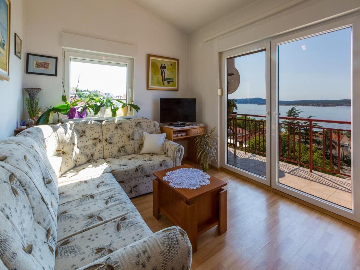 Apartments Ani Crikvenica Bagian luar foto