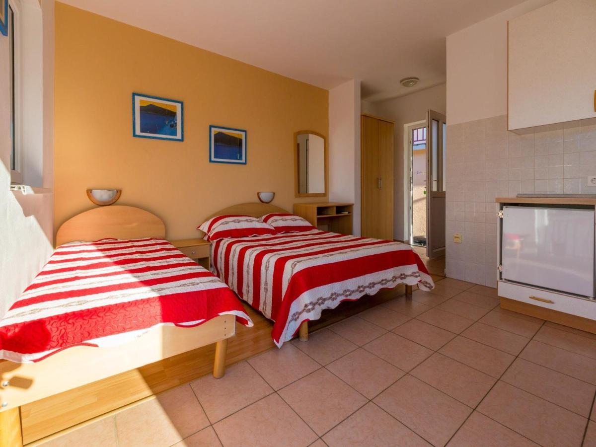 Apartments Ani Crikvenica Bagian luar foto